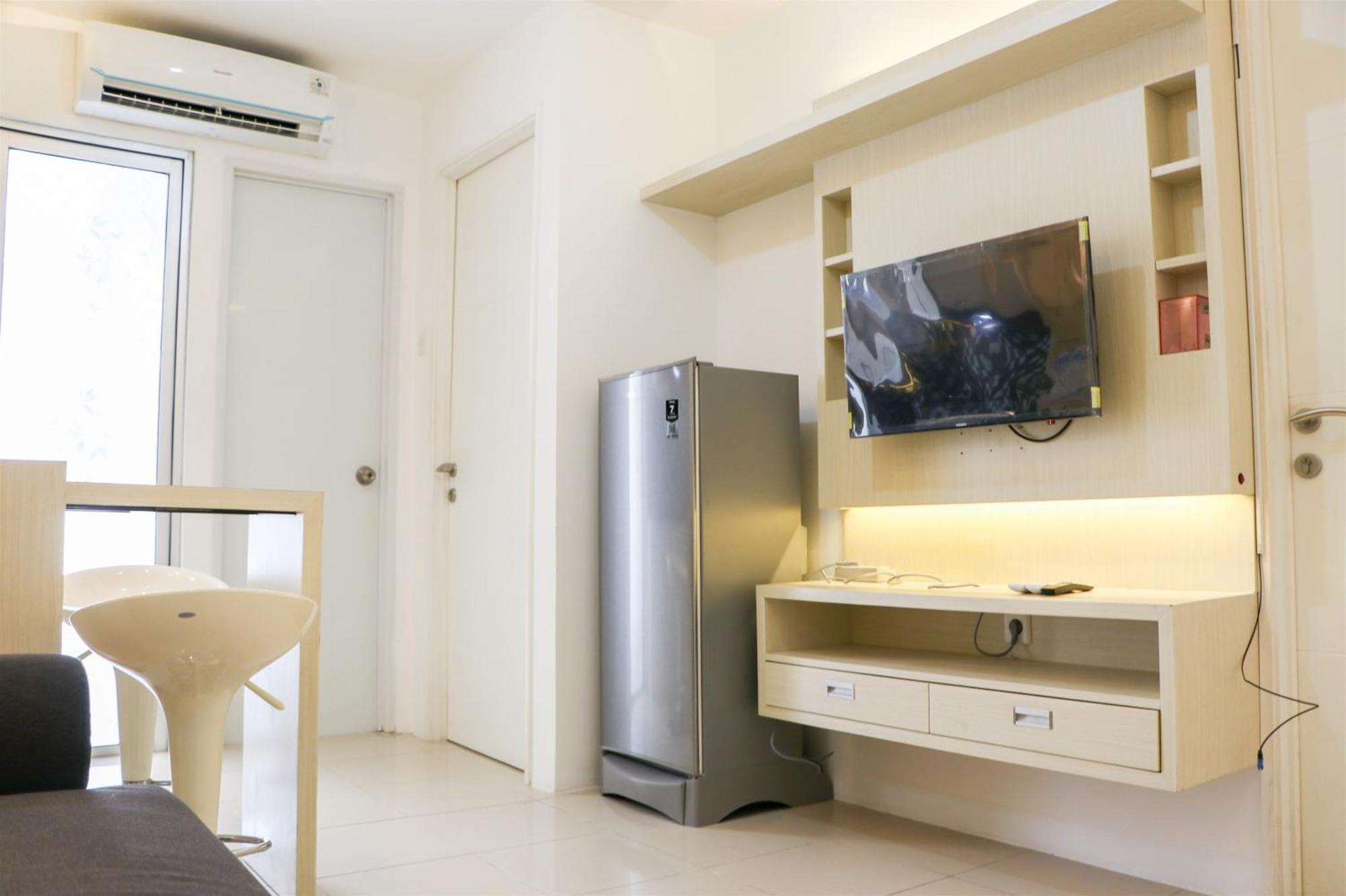 Comfort And Modern 2br At Bassura By Travelio